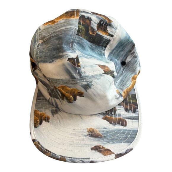 Mitchell & Ness Vancouver Grizzlies 5-Panel Strapback Hat Bear Waterfall Print - Picture 2 of 7